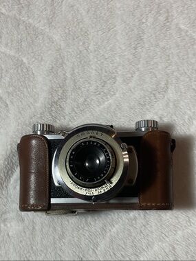Kodak Compact 35mm  Camera in Brown and Silver